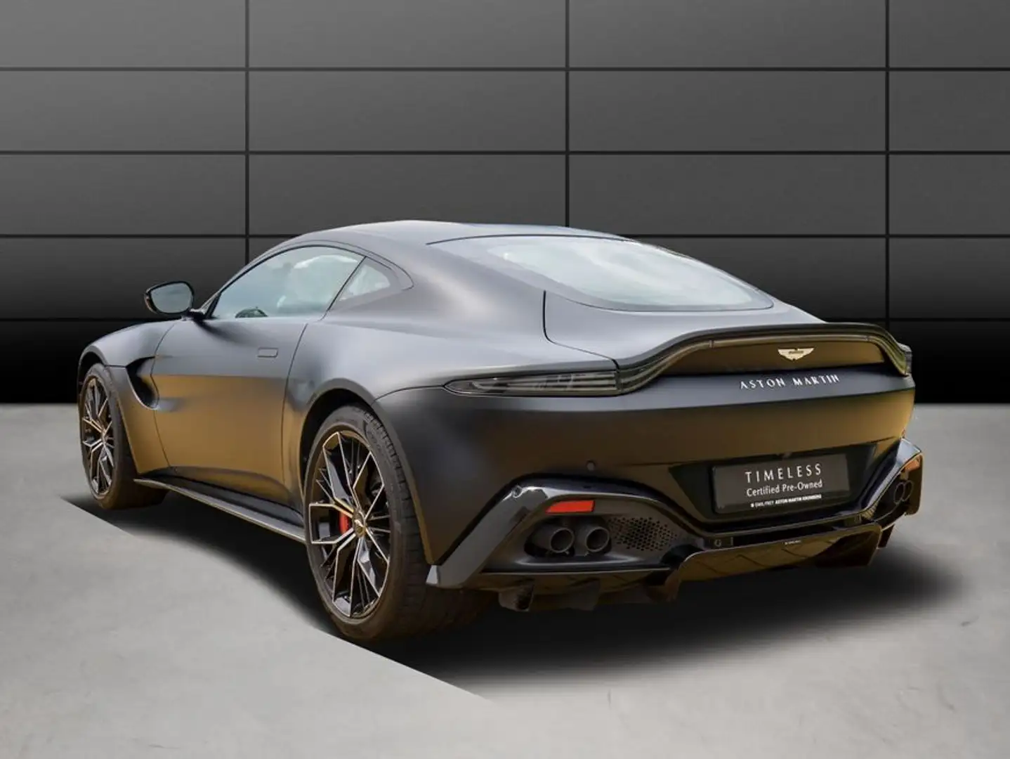 Aston Martin V8 Zwart - 2
