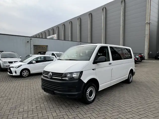 Volkswagen T6 Transporter 2.0 Diesel 9 PLACE
