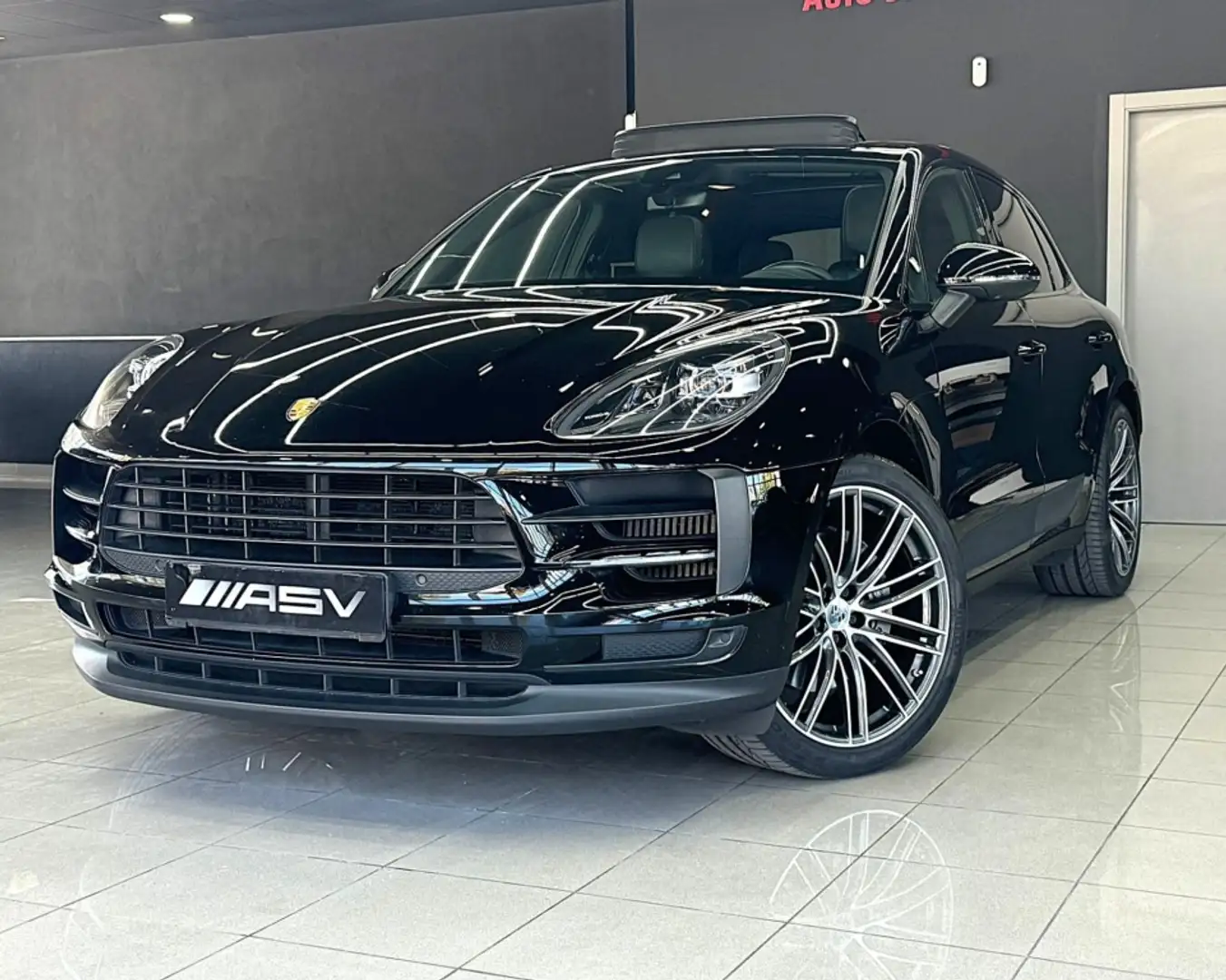 Porsche Macan S Aut. Zwart - 2