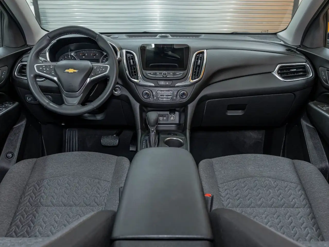 Chevrolet Equinox снимка Chevrolet Equinox