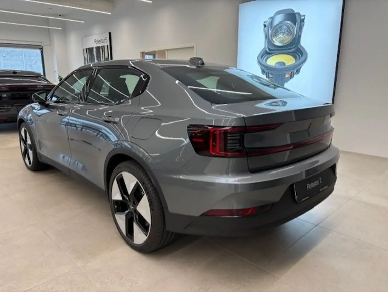 Polestar 2 2025