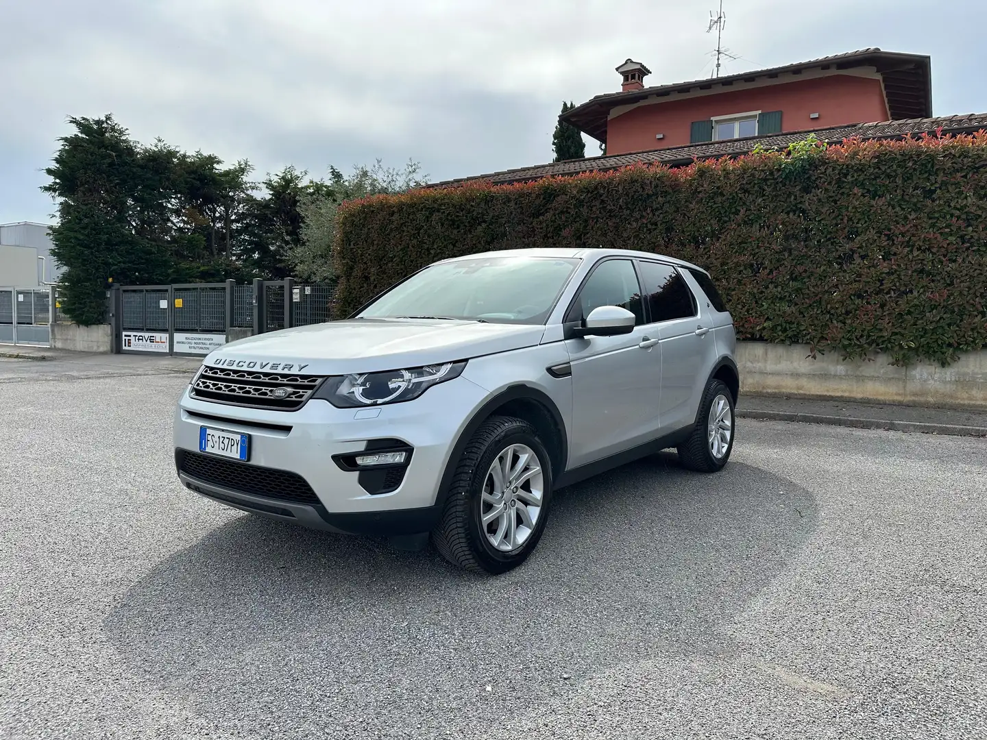 Land Rover Discovery Sport 2.0 td4 Pure awd 150cv auto - 2