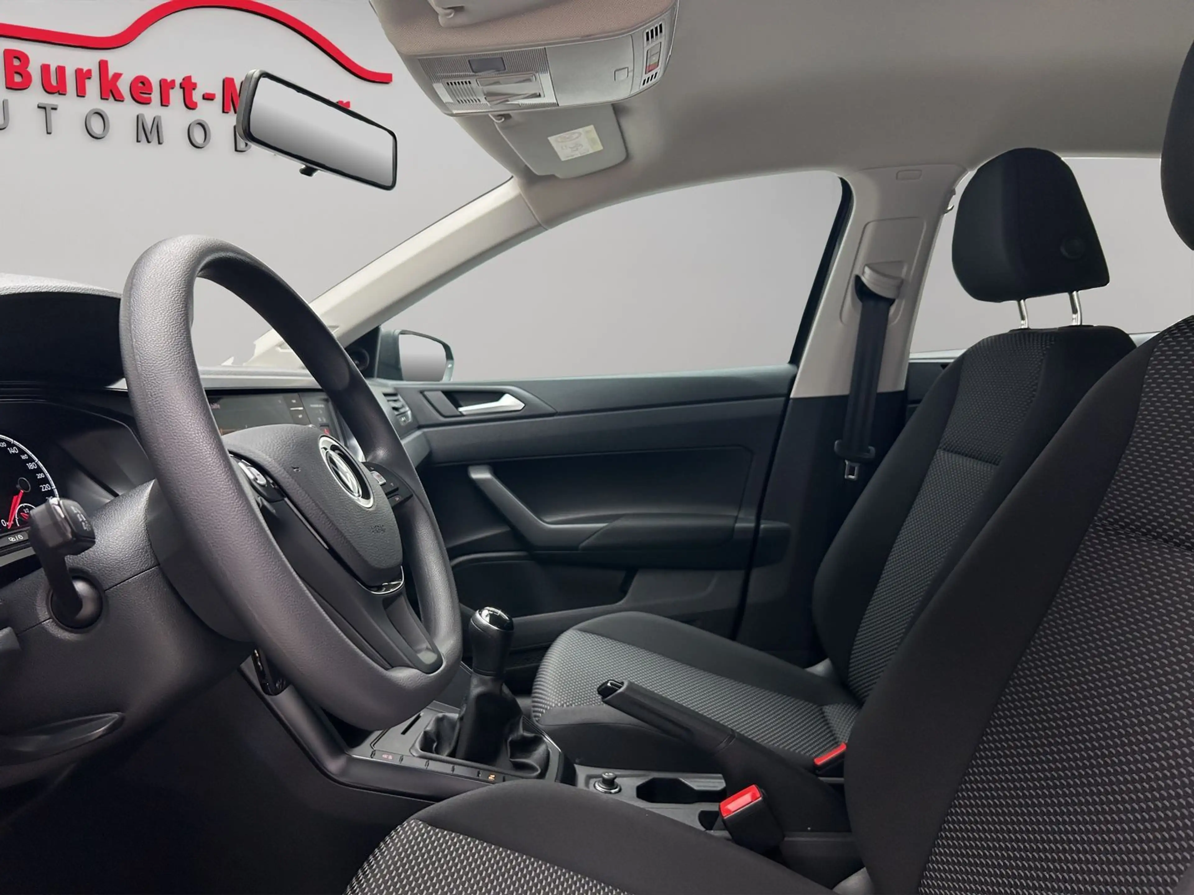 Volkswagen Polo 1.0 Trendline Ready 2 Discover*9TKM* — photo 11