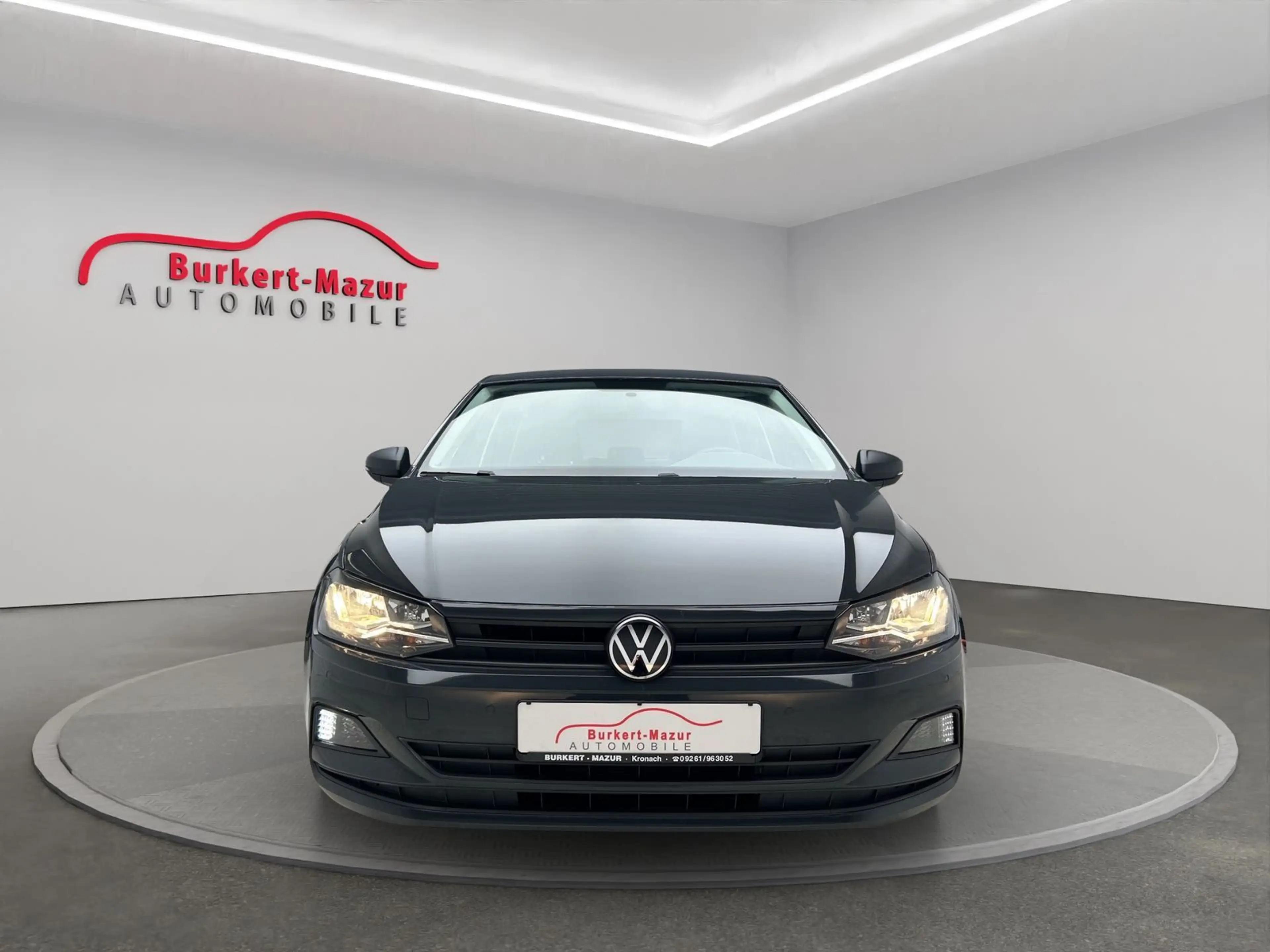 Volkswagen Polo 1.0 Trendline Ready 2 Discover*9TKM* — photo 4