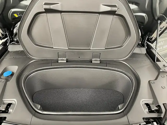 Volvo EX40 Single Motor Extended Range 82kWh Ultra | Stahl... Ansicht 25