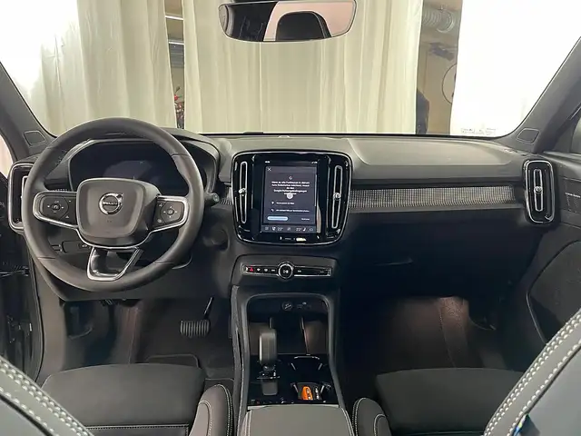 Volvo EX40 Single Motor Extended Range 82kWh Ultra | Stahl... Ansicht 13