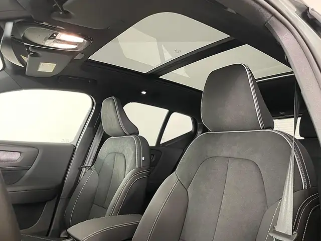 Volvo EX40 Single Motor Extended Range 82kWh Ultra | Stahl... Ansicht 21