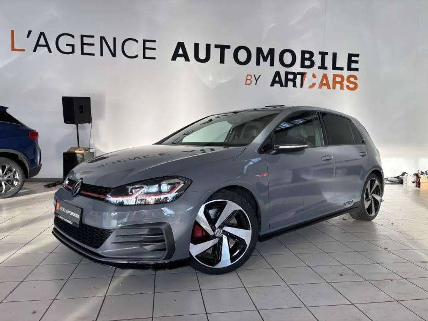 Volkswagen Golf GTI TCR Gris - 2