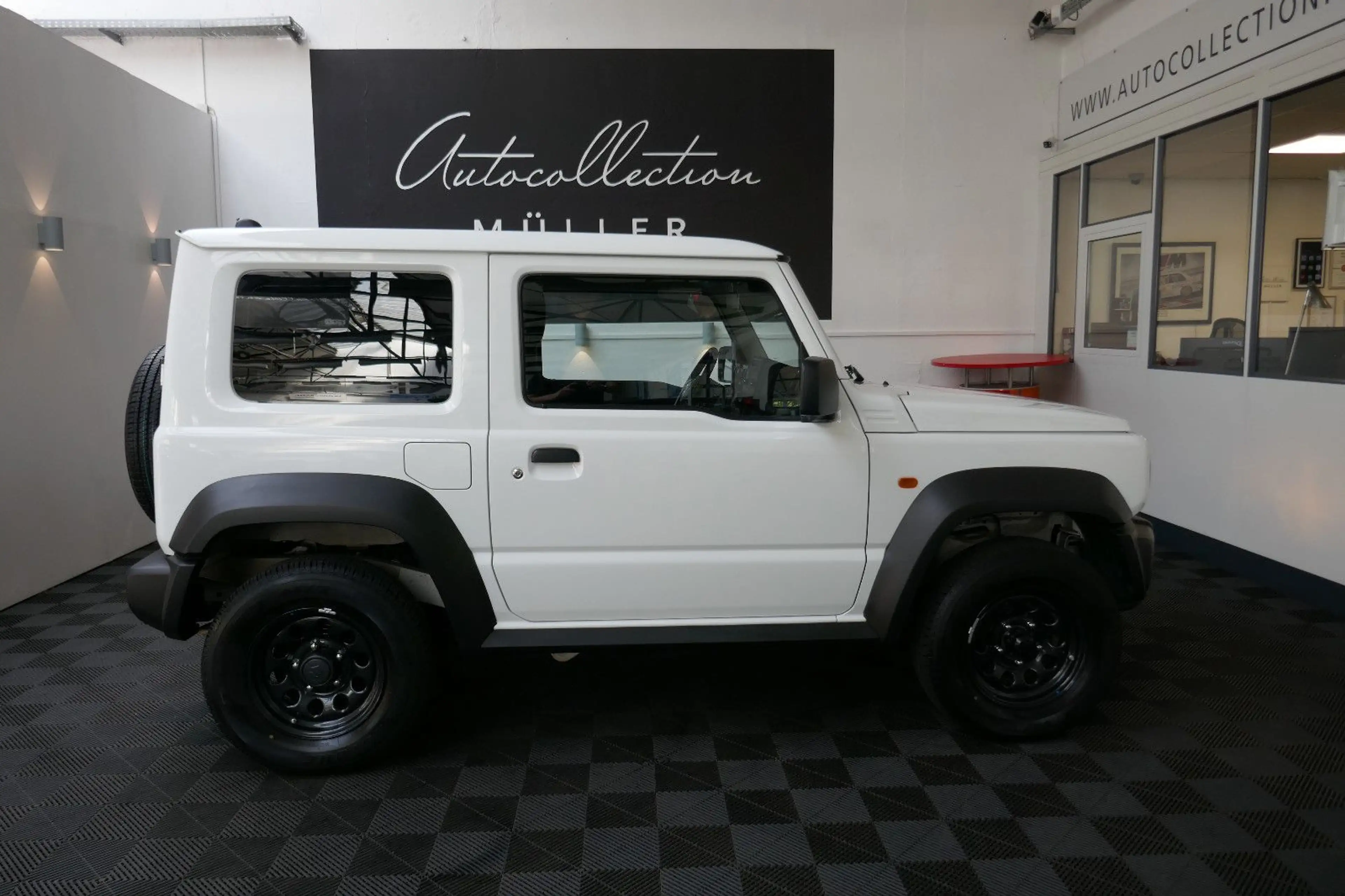 Suzuki Jimny Comfort+ AllGrip DAB+*KLIMA*SITZHZG*TOP* — photo 4