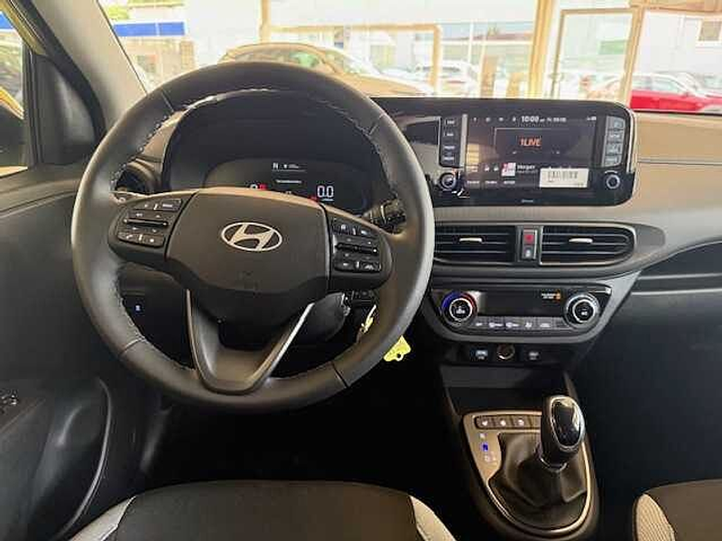 Hyundai i10 1.2 AMT Comfort Plus*Navi*Klimaa.*PDC*Kamera — photo 12