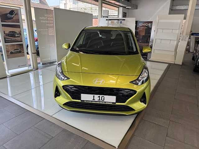 Hyundai i10 1.2 AMT Comfort Plus*Navi*Klimaa.*PDC*Kamera — photo 2