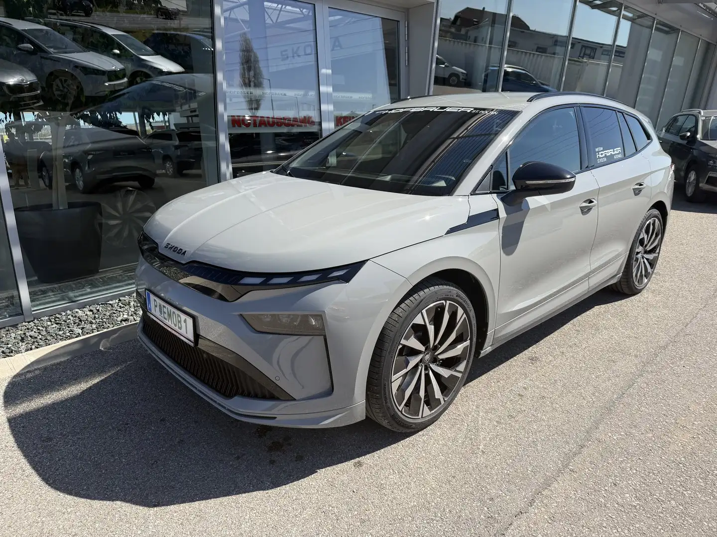 Skoda Enyaq Sportline 85 Grau - 1