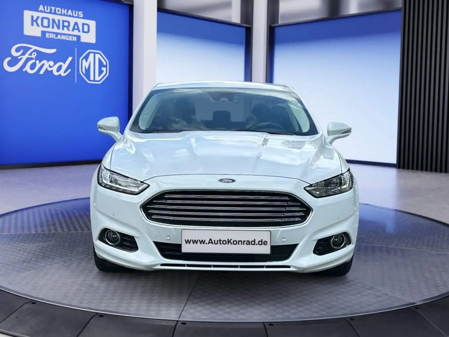 Ford Mondeo 2.0 Hybrid Fehér - 2