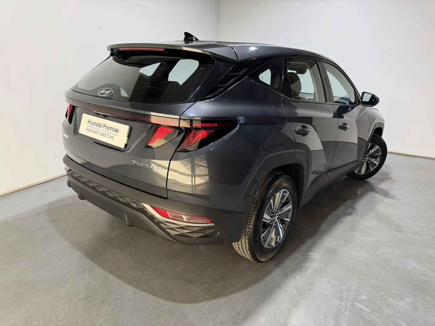 Hyundai TUCSON 1.6 TGDI Klass 4x2 Gris - 2