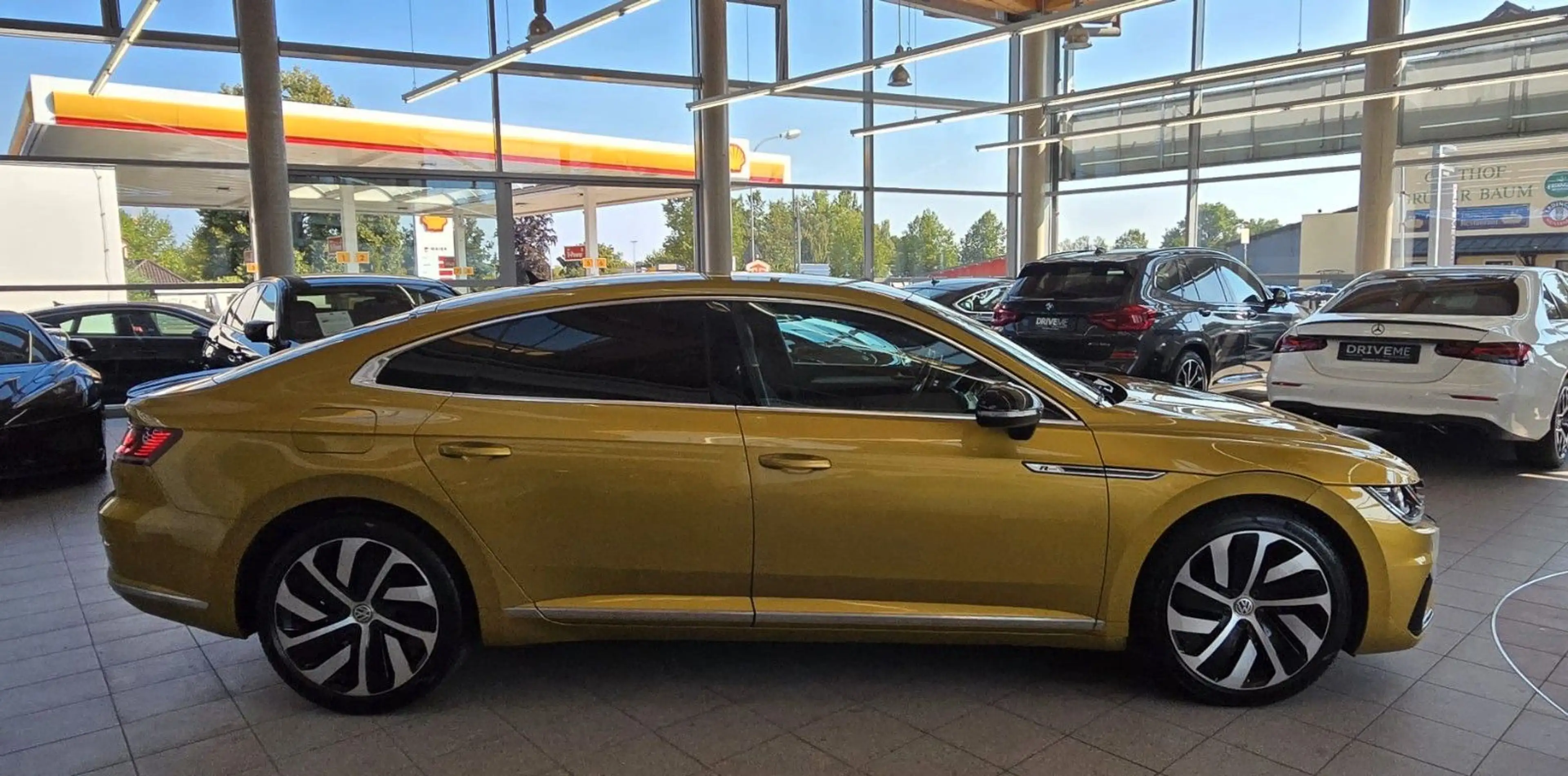 Volkswagen Arteon 2.0TDI DSG R-Line Virtual ACC LED — photo 5
