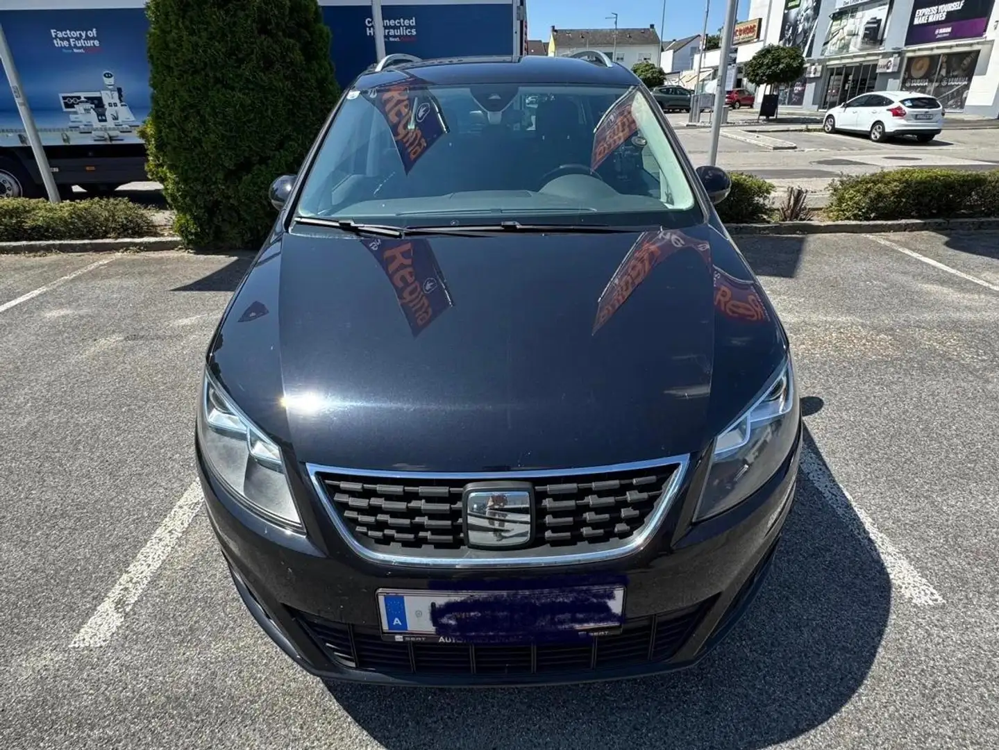 SEAT Alhambra Alhambra Xcellence 2,0 TDI DSG Xcellence Schwarz - 1