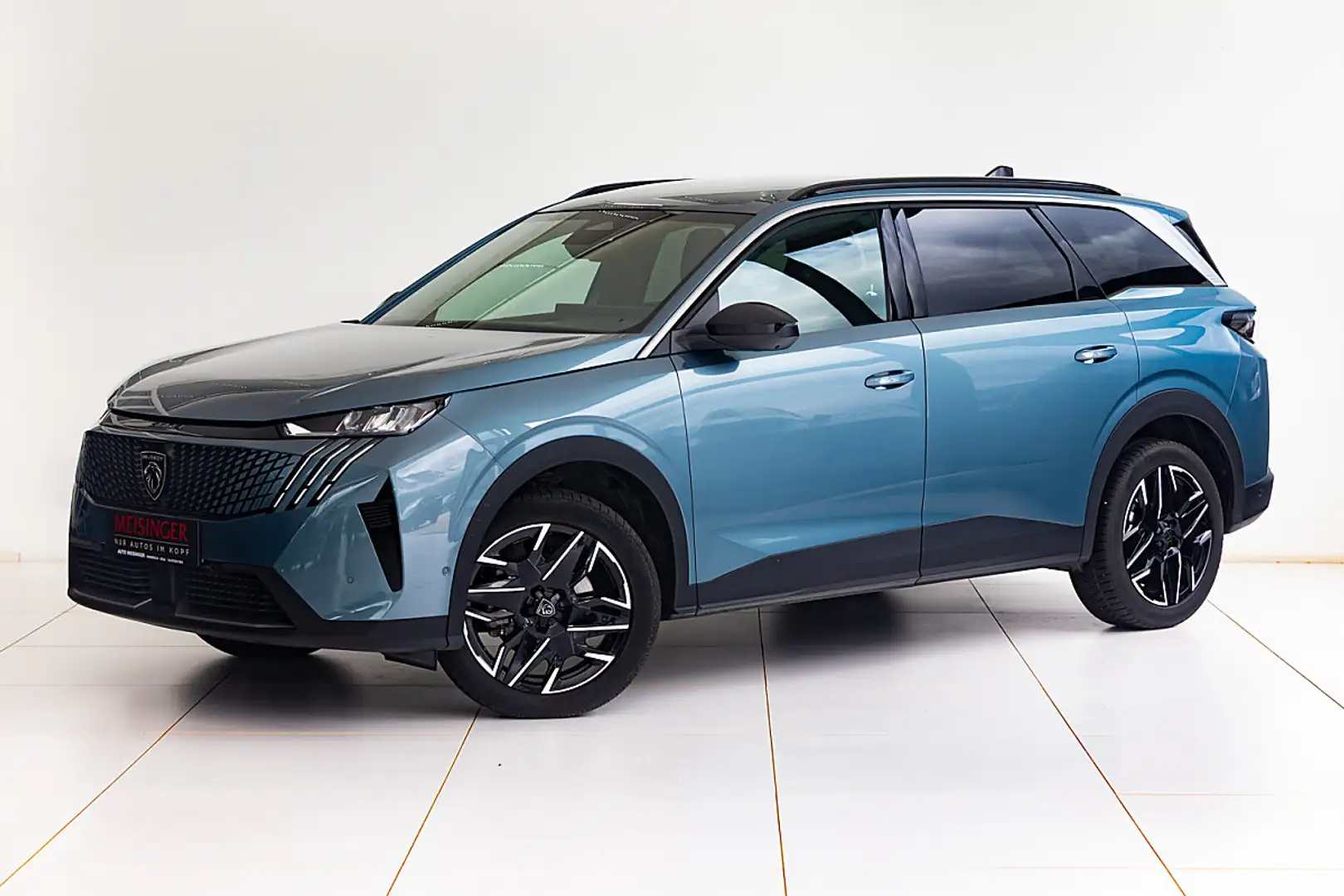 Peugeot 5008 1.2 Hybrid 145 Allure Blau - 1