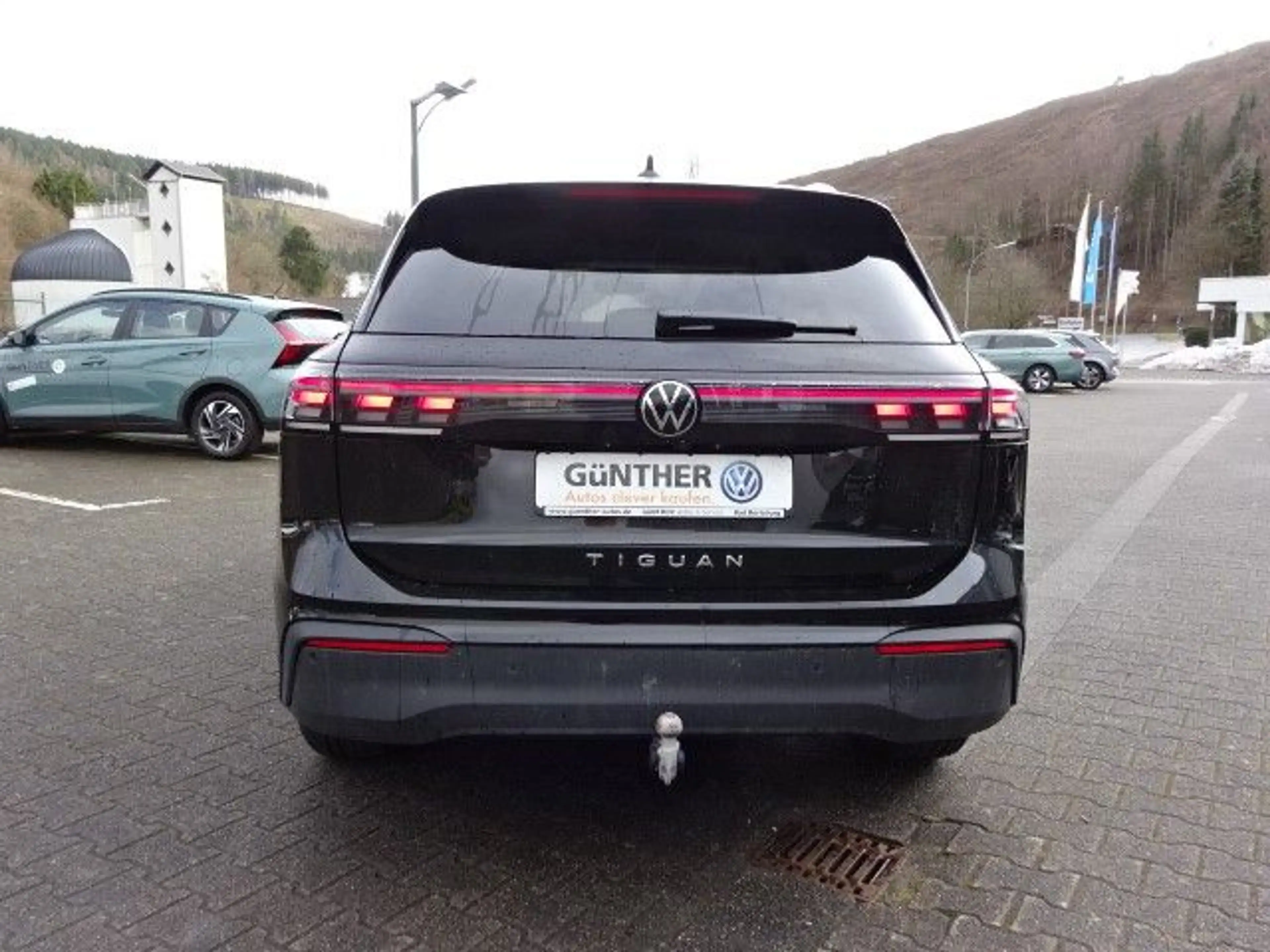 Volkswagen Tiguan 2.0 TDI Goal*AHK*NAVI*SHZ*ACC Klima Navi — photo 6