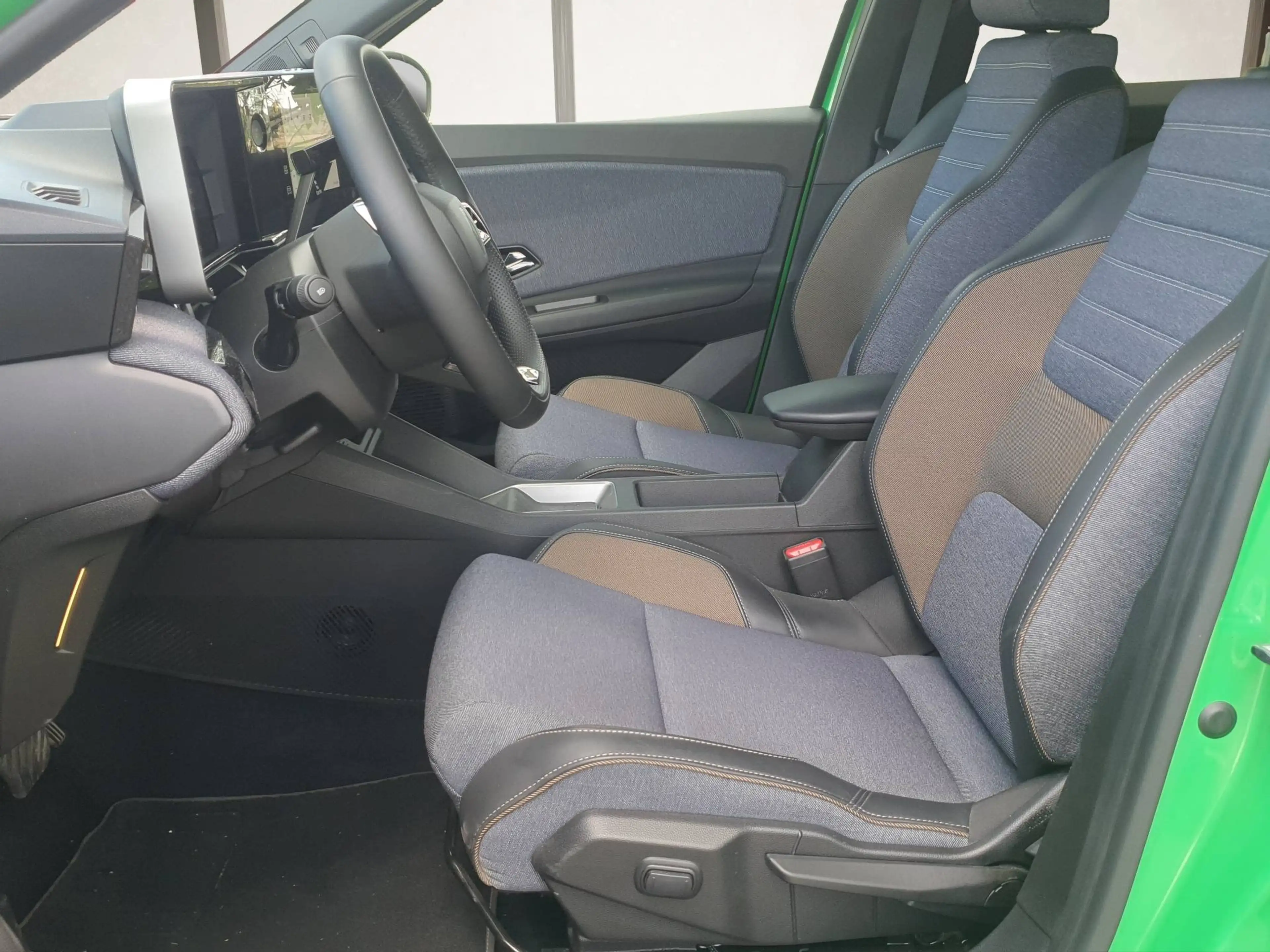 Renault R 5 R5 E-Tech 120 PS 40kWh Urban Range Techno Techno — photo 2