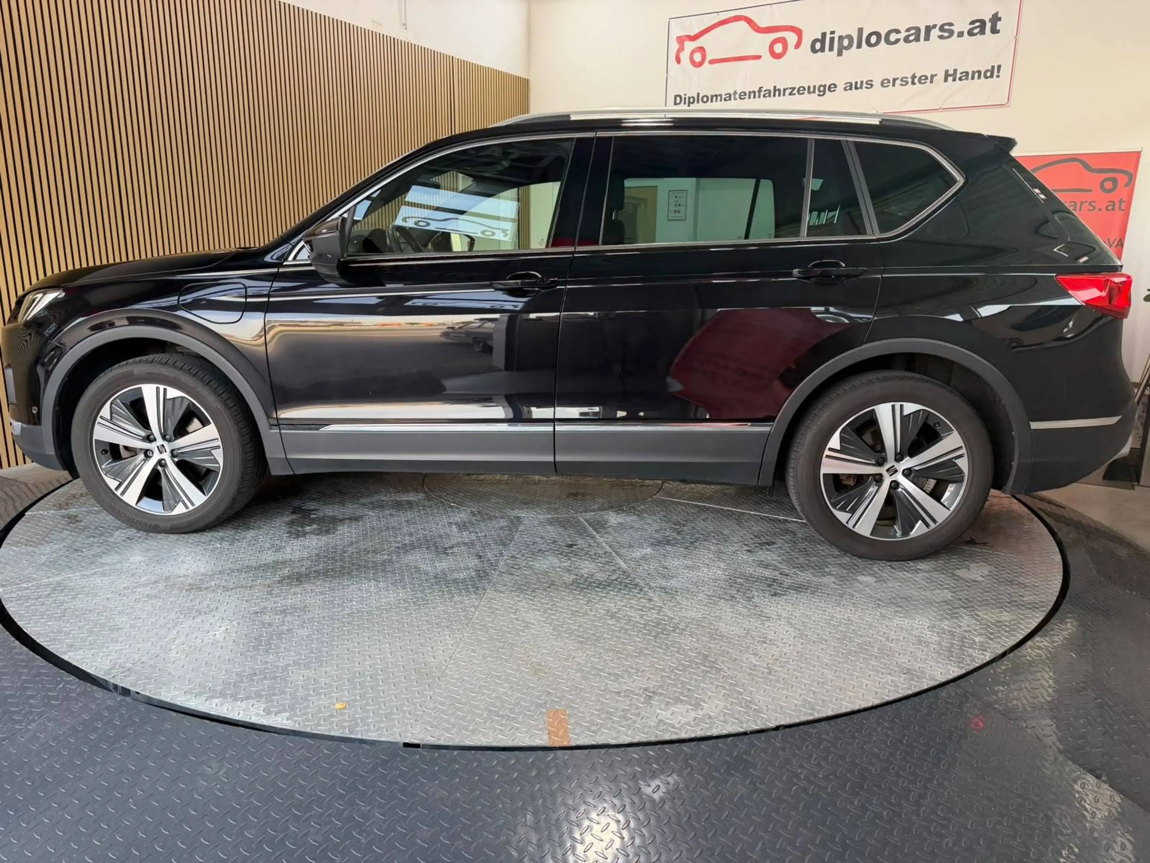 SEAT Tarraco Xperience e-Hybrid — photo 8
