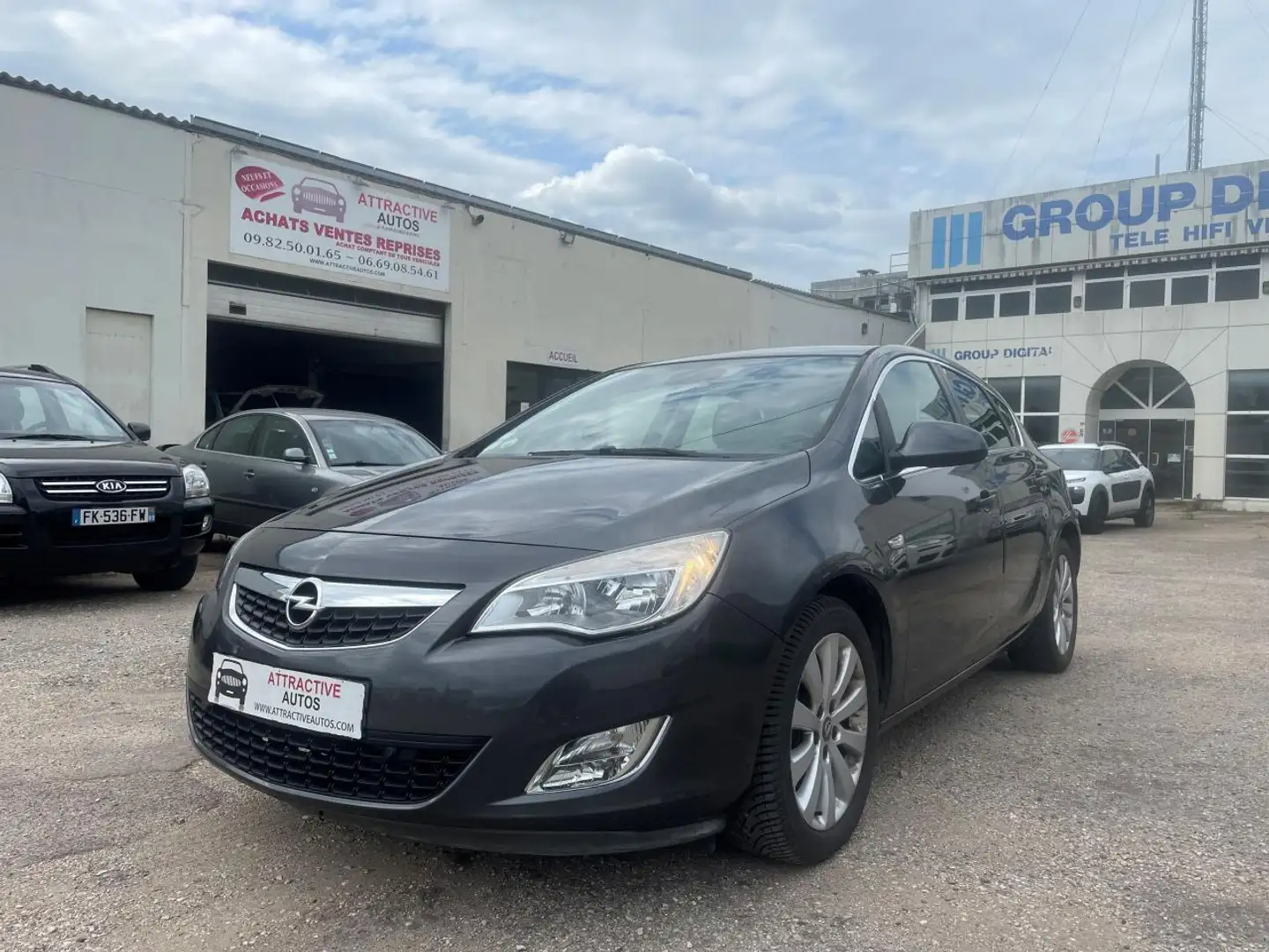 Opel Astra ASTRA 1.7 CDTI 110CV COSMO BVM6 Gris - 1