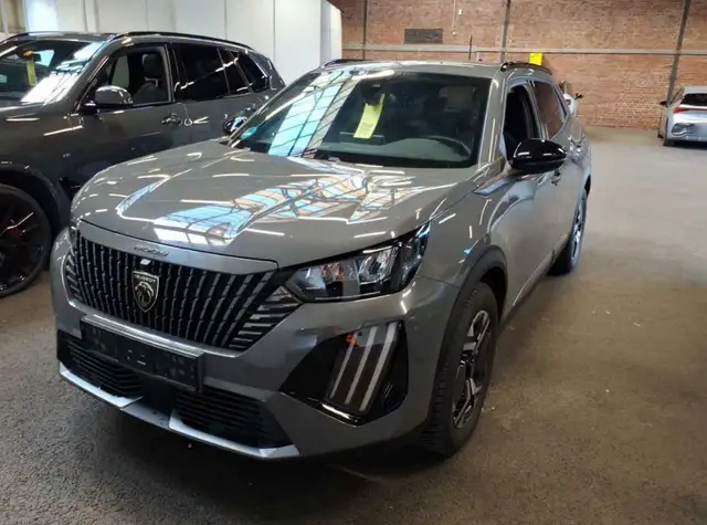 Peugeot 2008 Allure PureTech 130 EAT8*Navi*360°Kam*Shz