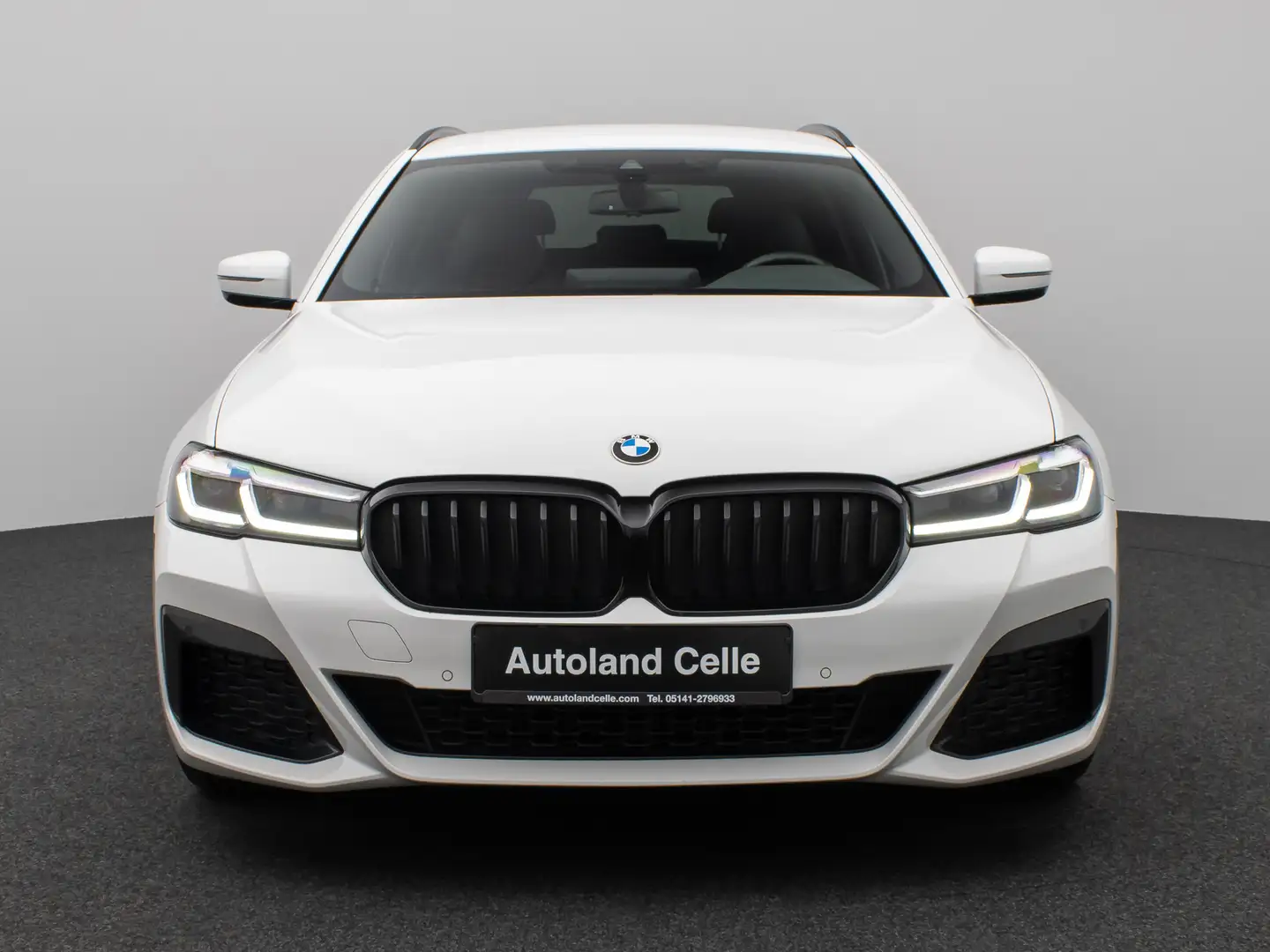 BMW 540 xD M Sport Kamera DAB H K AHK Alarm 20Zoll Weiß - 2
