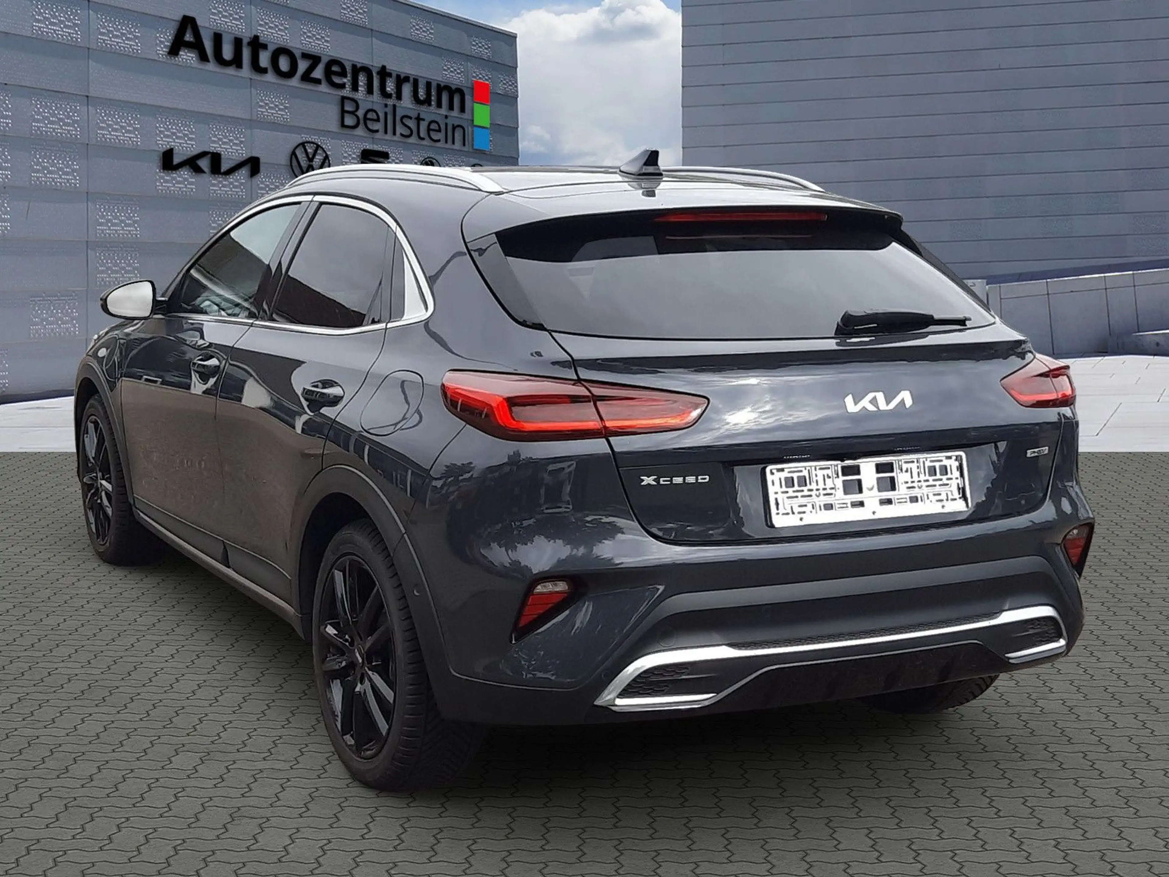 Kia XCeed 1,6 PHEV Platinum Navi AHK — photo 4
