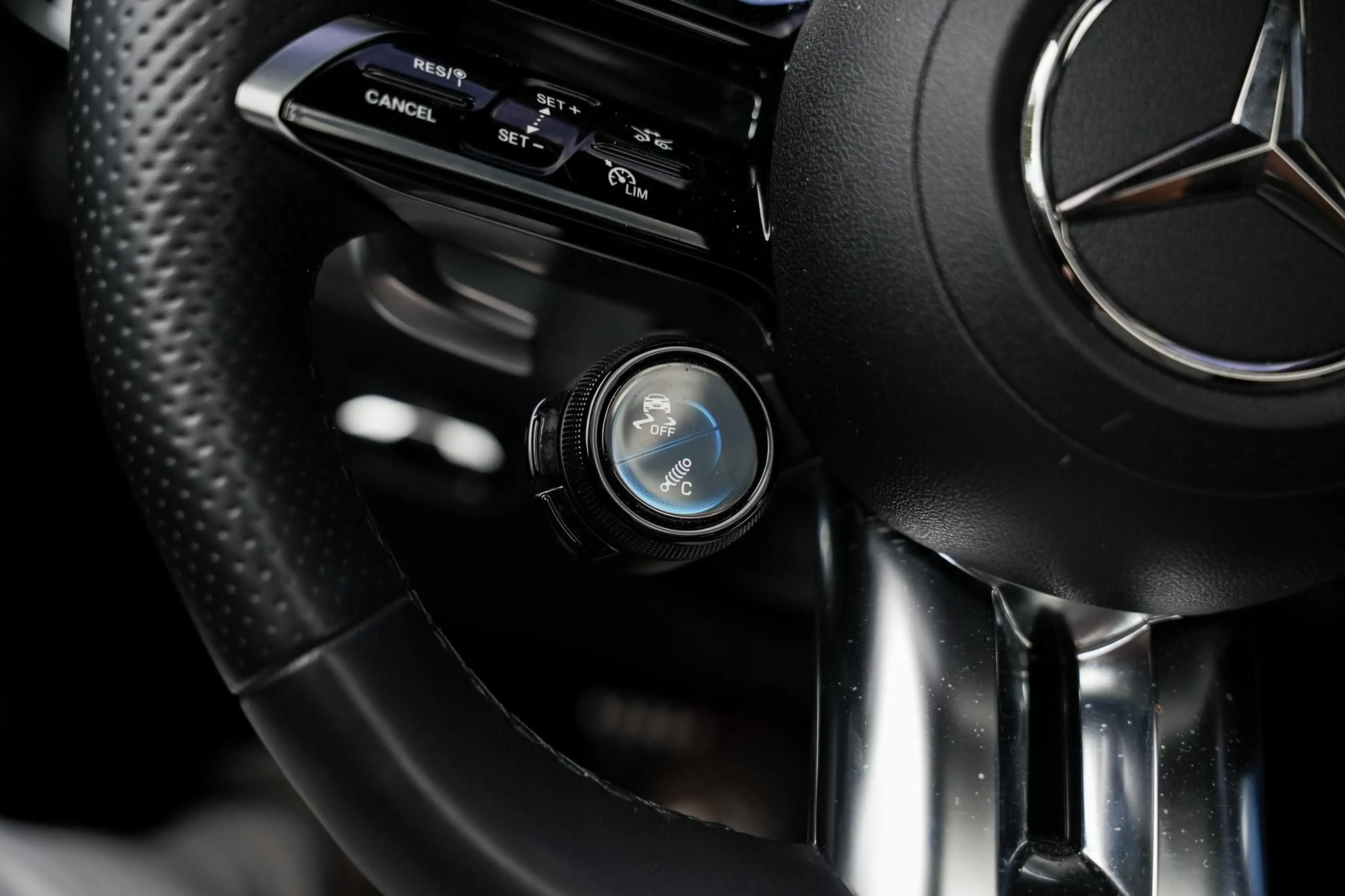 Mercedes-Benz EQS AMG 53 4MATIC+ 108 kWh — photo 23
