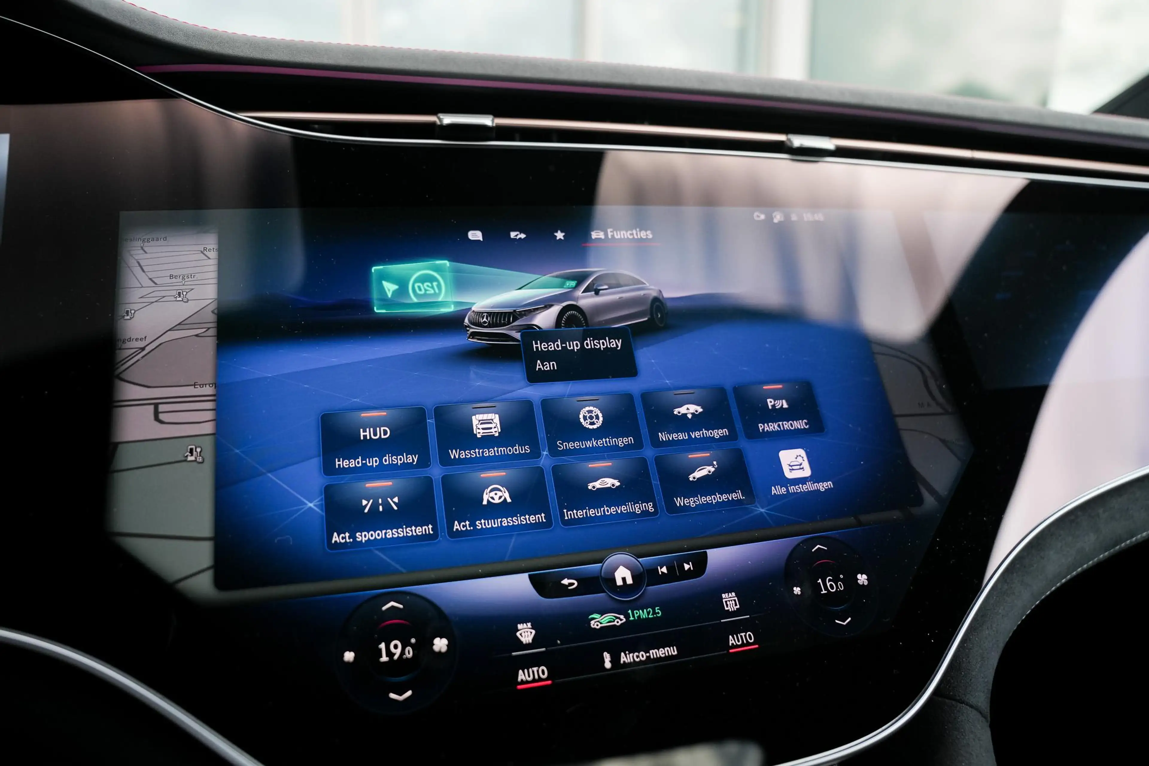 Mercedes-Benz EQS AMG 53 4MATIC+ 108 kWh — photo 26
