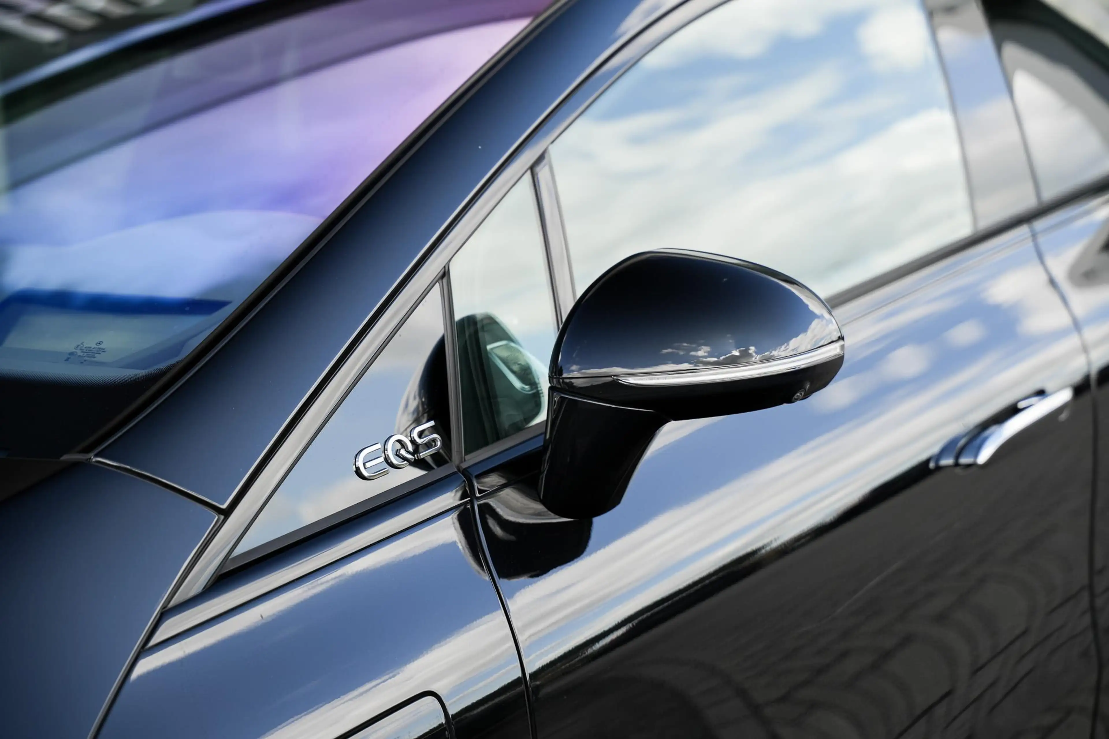 Mercedes-Benz EQS AMG 53 4MATIC+ 108 kWh — photo 30