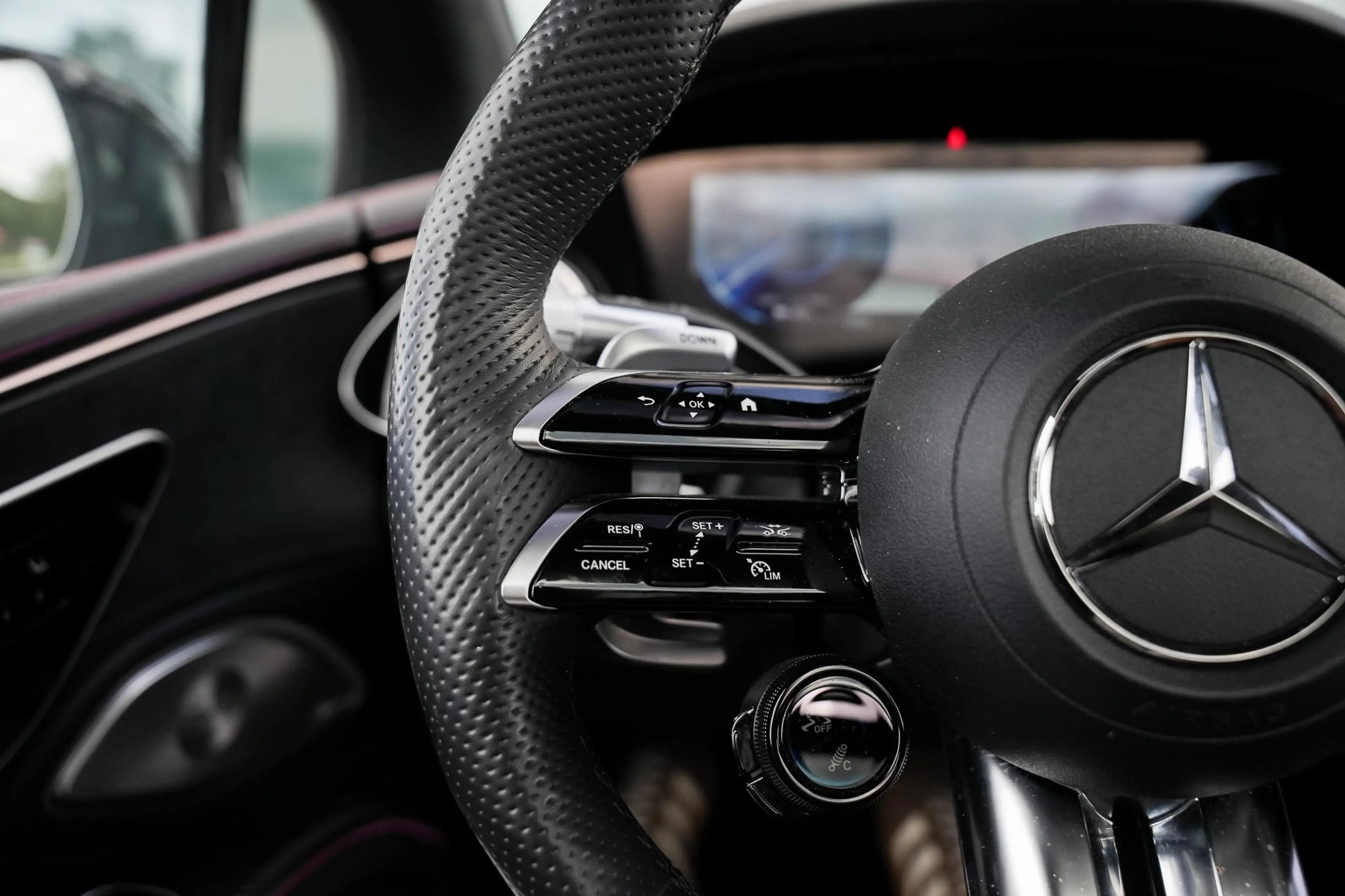 Mercedes-Benz EQS AMG 53 4MATIC+ 108 kWh — photo 11