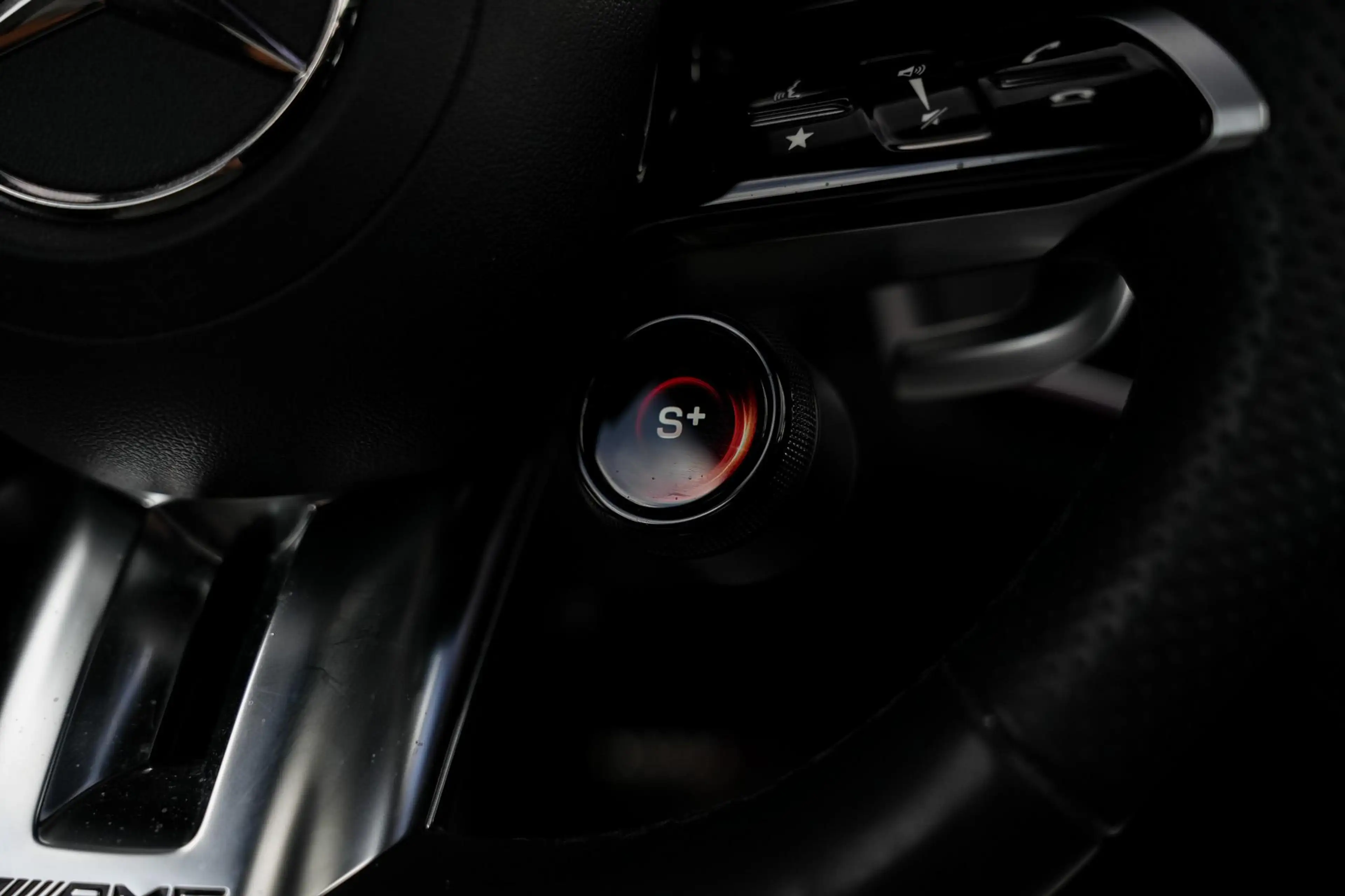 Mercedes-Benz EQS AMG 53 4MATIC+ 108 kWh — photo 20