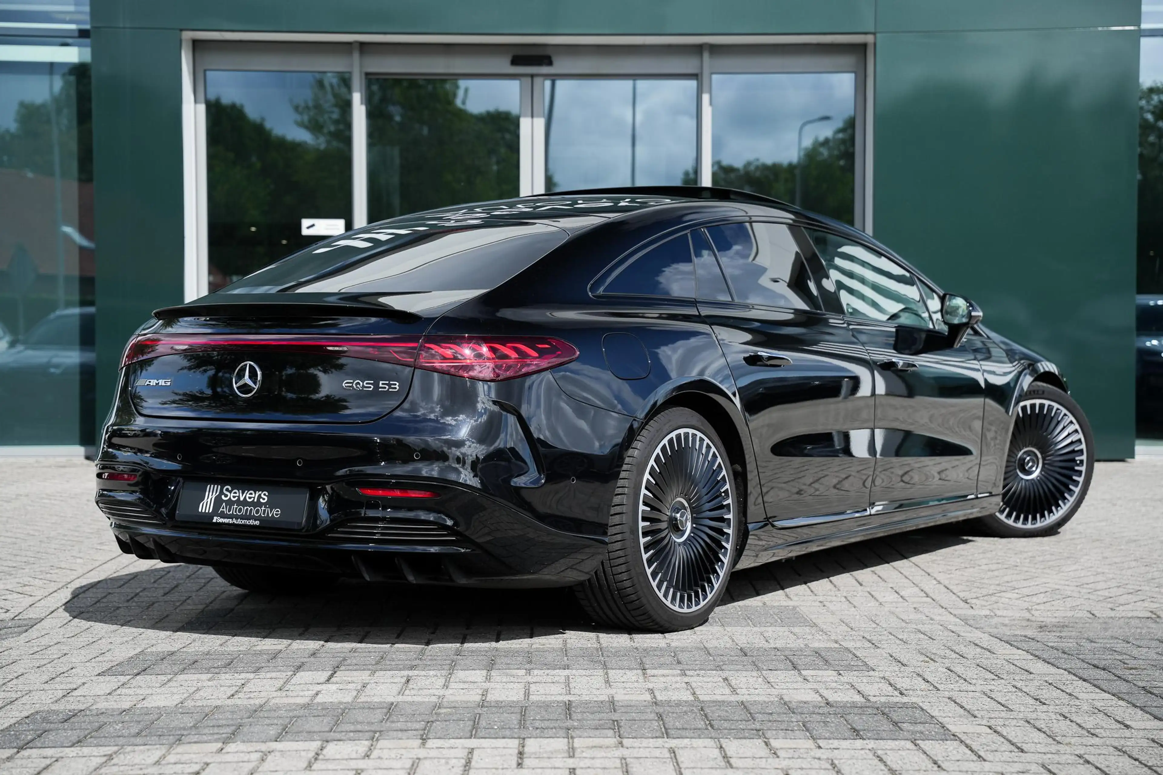 Mercedes-Benz EQS AMG 53 4MATIC+ 108 kWh — photo 3
