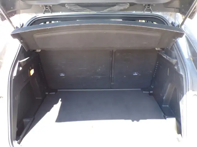 Peugeot 3008 view 7