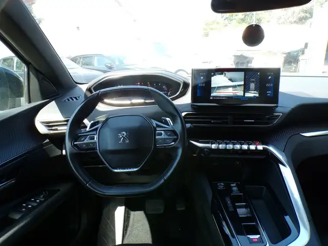 Peugeot 3008 view 16