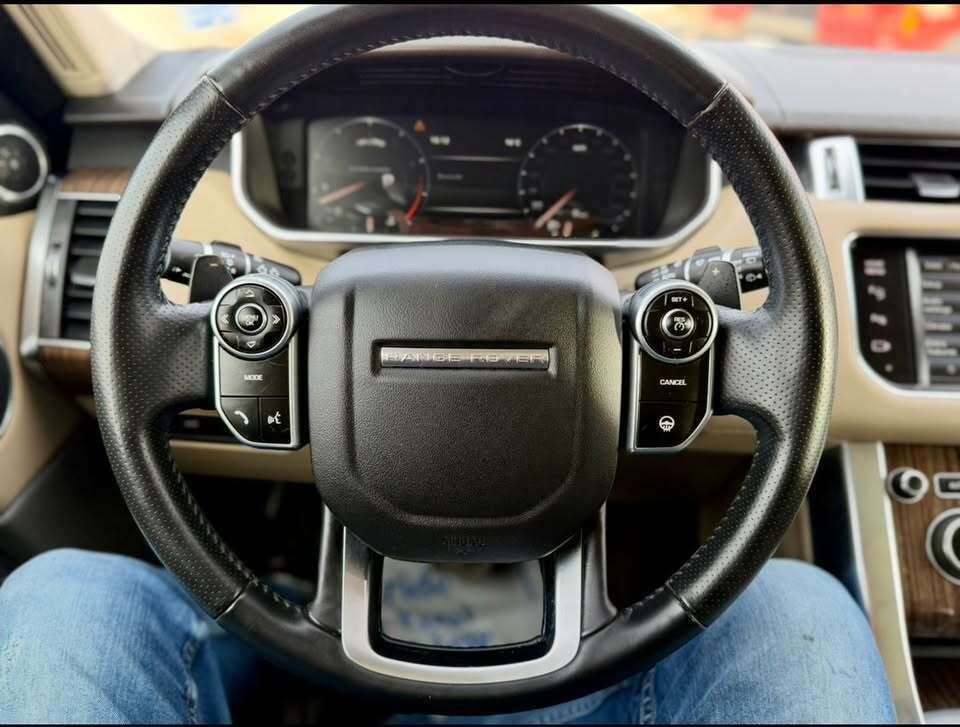 2014 Land Rover Range Rover Sport 4WD 4dr V8 Supercharged thumb 10