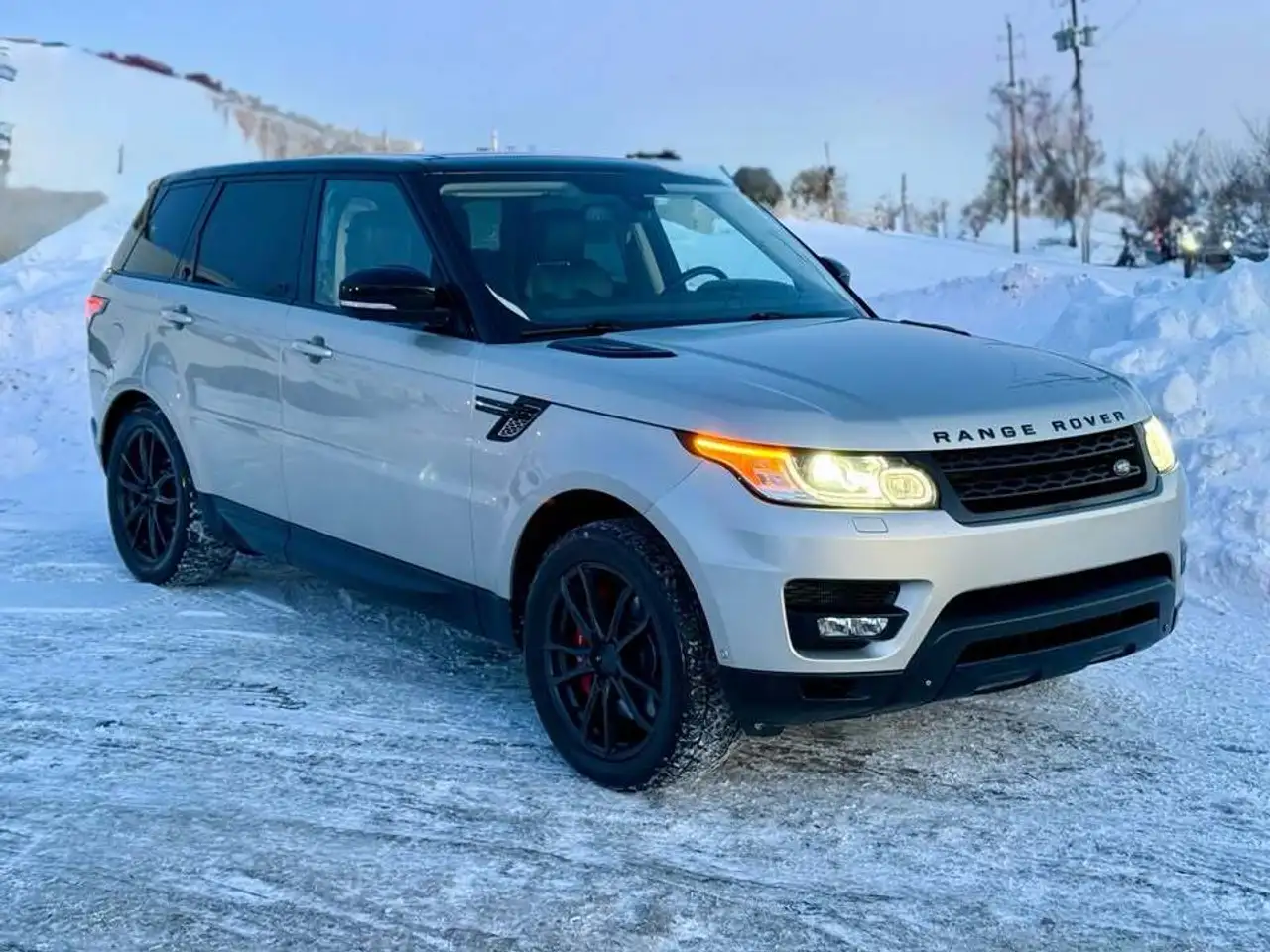 Land Rover Range Rover Sport снимка Land Rover Range Rover Sport