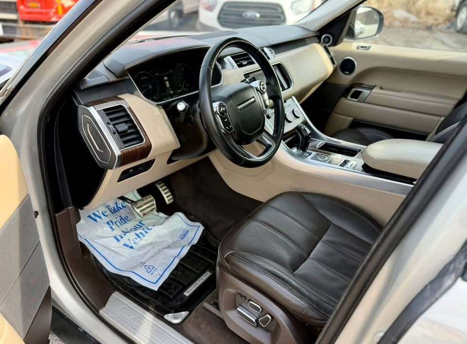 2014 Land Rover Range Rover Sport 4WD 4dr V8 Supercharged thumb 7