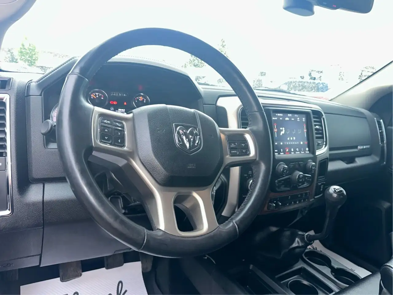 RAM 2500 снимка RAM 2500