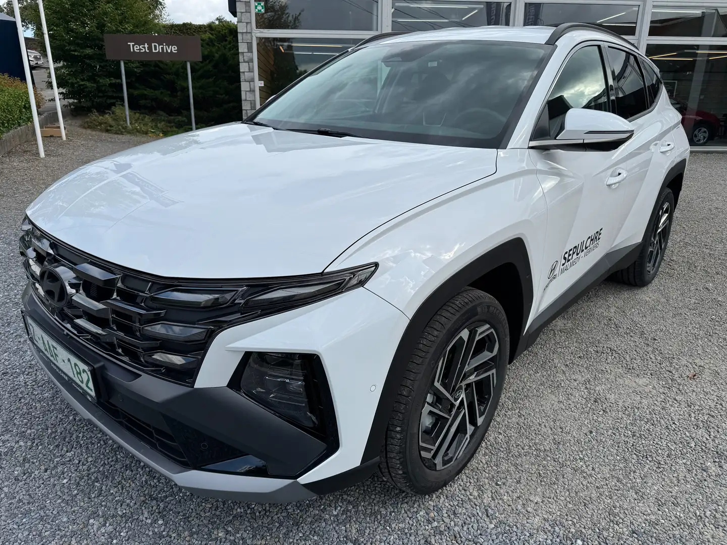 Hyundai TUCSON Tucson HEV 1.6 T-GDi Shine *DEMO*GARANTIE 5 ANS* Blanc - 1