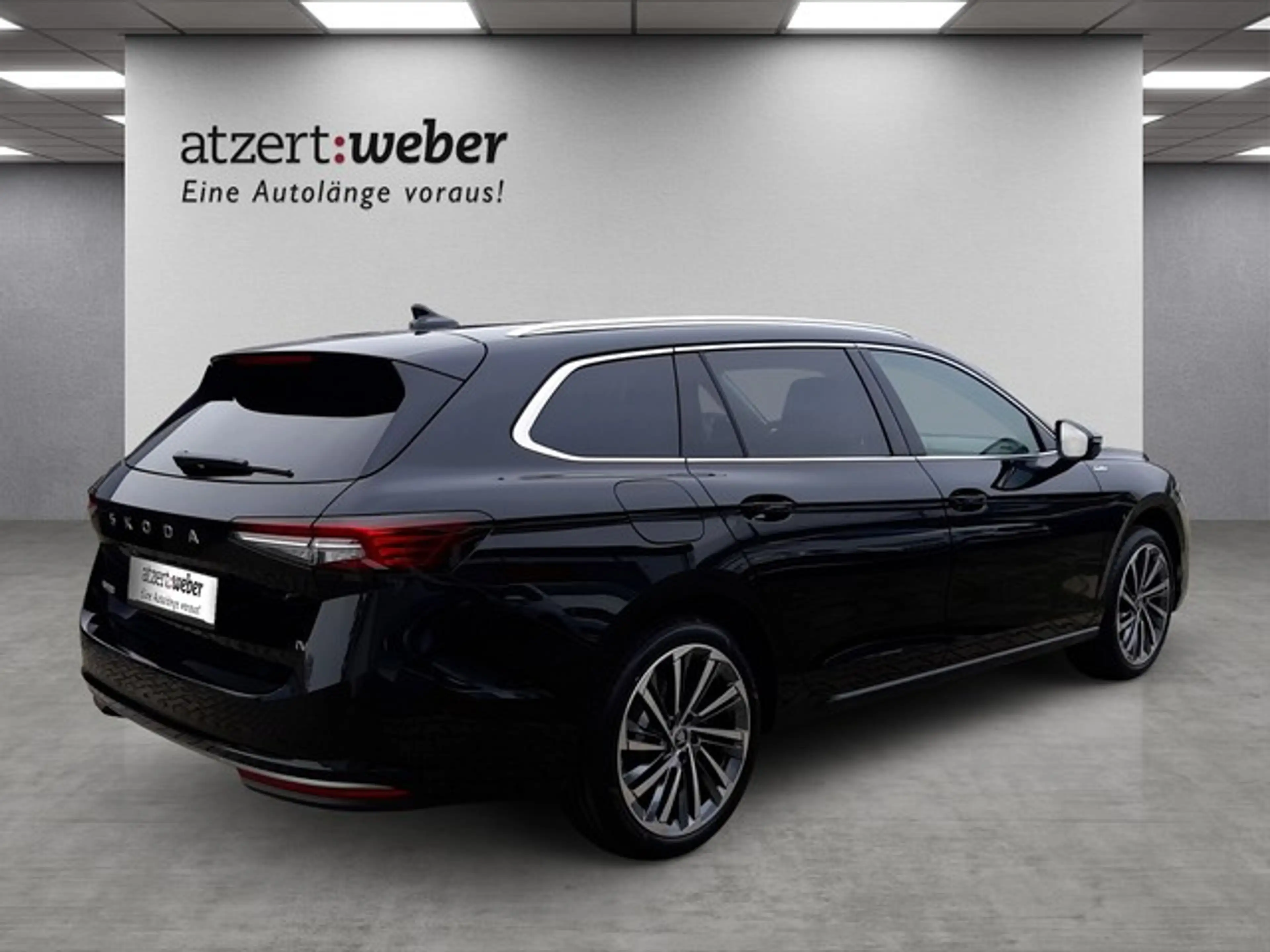 Skoda Superb Combi iV L&K AHK Leder Matrix 360° HeadUp — photo 2