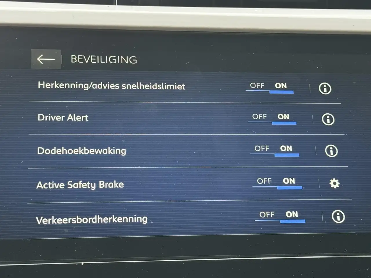 Opel Corsa 1.2T 101PK GS CAMERA/DODEHOEK/PARKPILOT 24