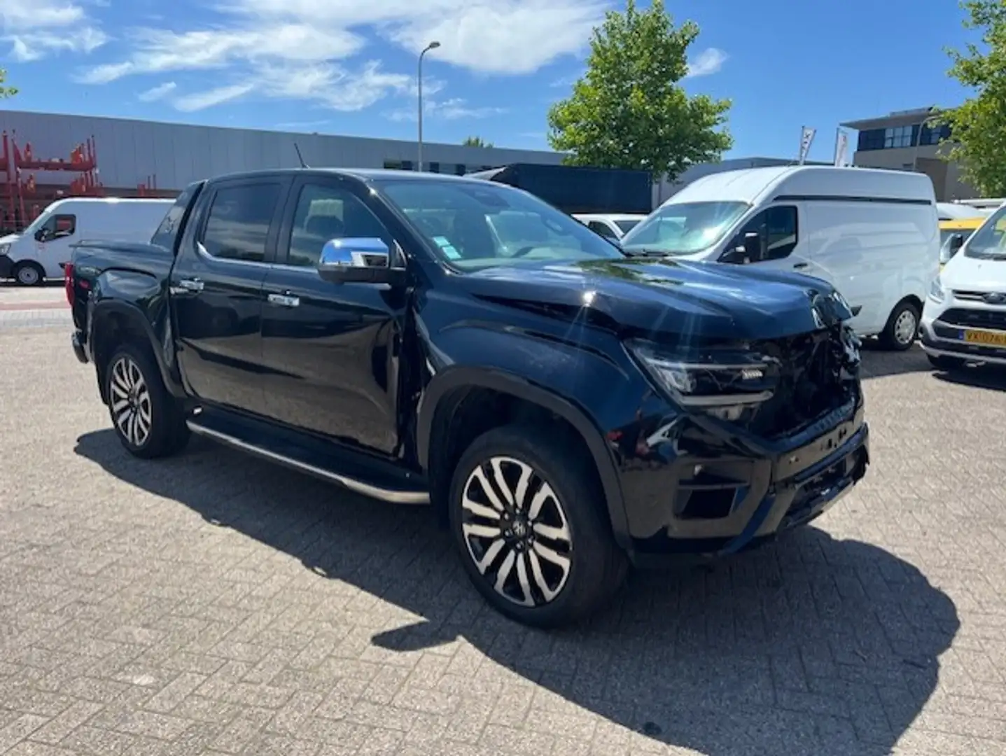 Volkswagen Amarok 3.0 TDI v6 177kw 4Motion Double Cab AVENTURA AUTOM Zwart - 1