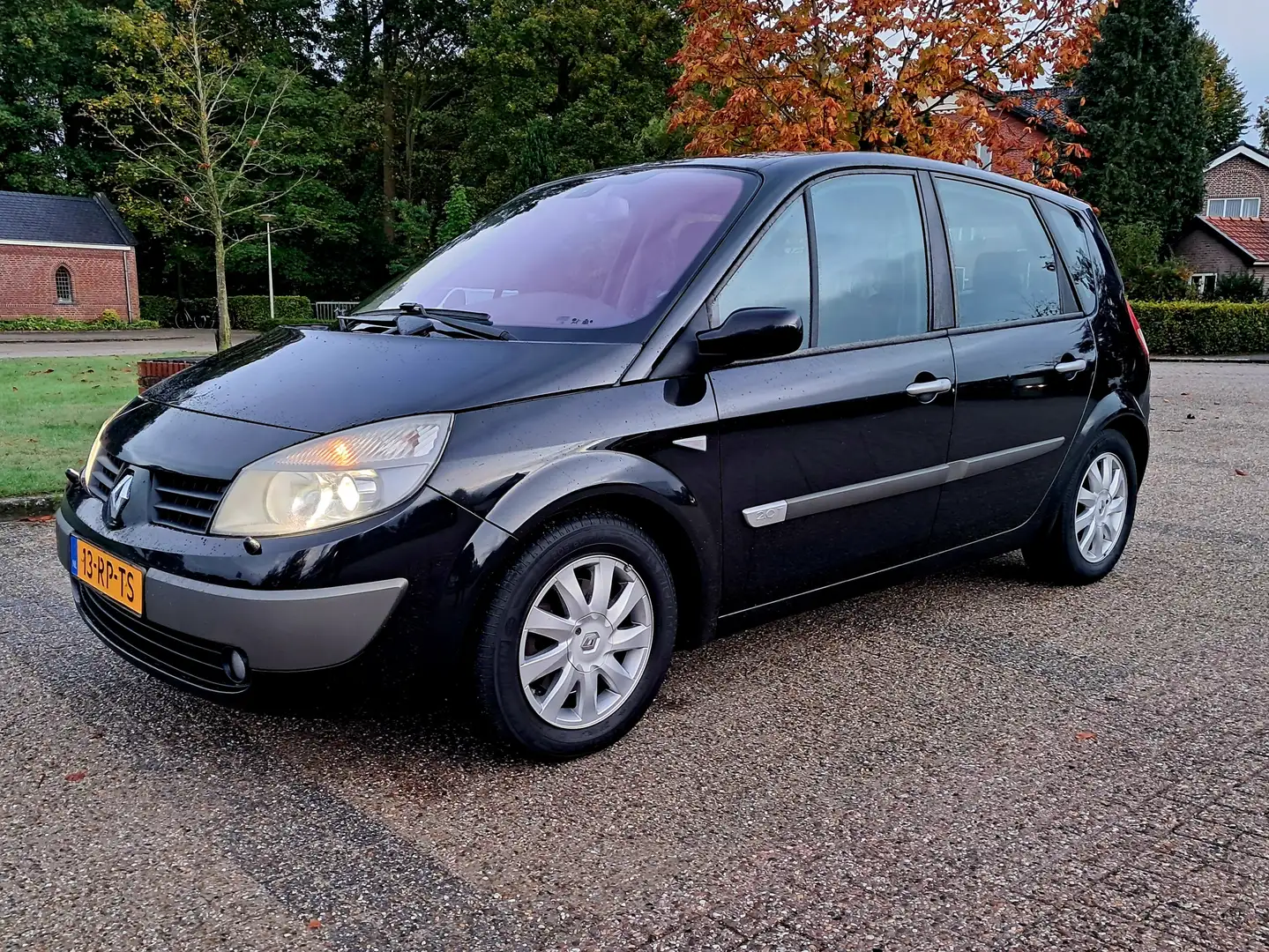 Renault Scenic Scenic 2.0-16V T Priv.Luxe Fekete - 1