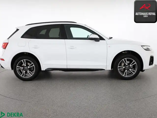 Audi Q5 view 6