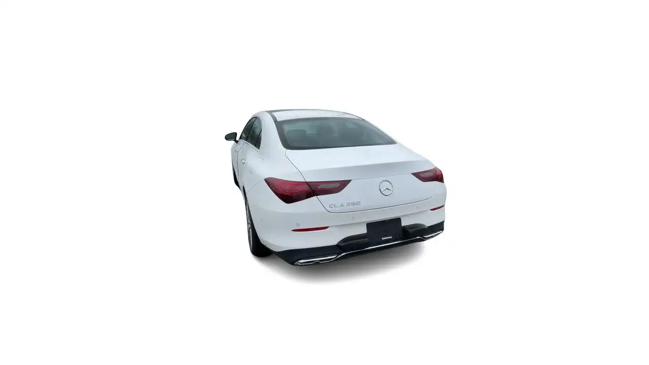 Mercedes-Benz CLA снимка Mercedes-Benz CLA