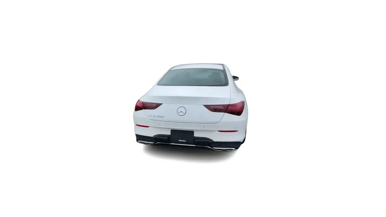 Mercedes-Benz CLA снимка Mercedes-Benz CLA