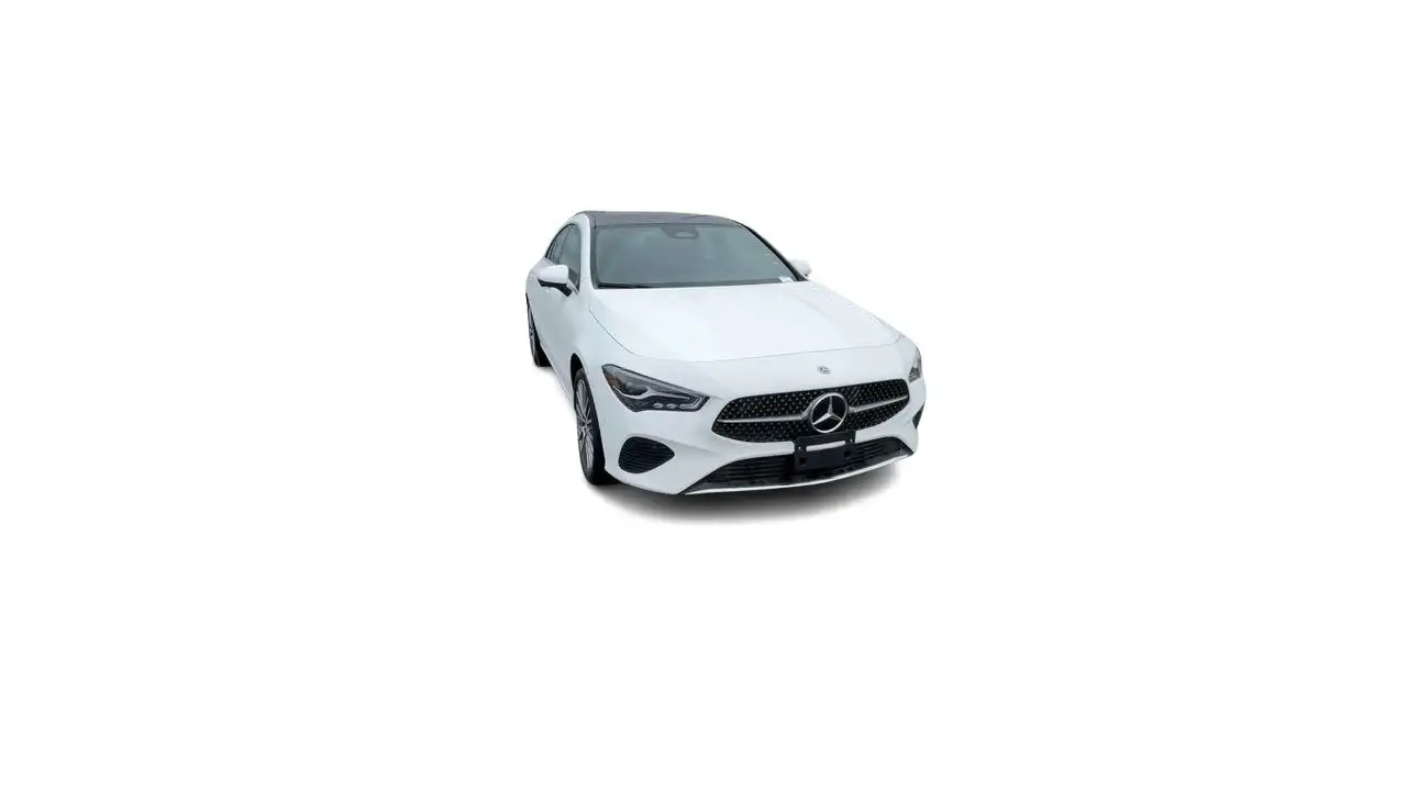 Mercedes-Benz CLA снимка Mercedes-Benz CLA