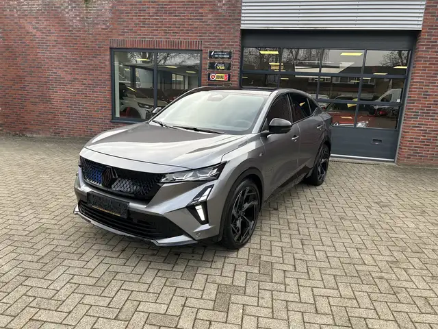 Renault Rafale 1.2 E-Tech 4x4 plug-in hybrid 300 atelier Alpine/F